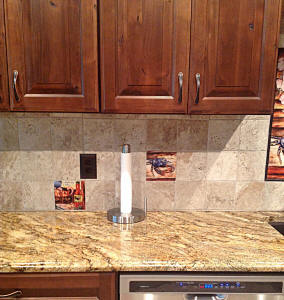 blue crab and gumbo tile accents